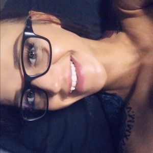 Meet your Posher, Alisha